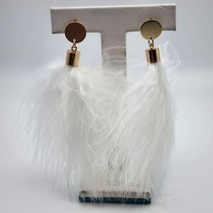 NWOT Molly Phillips White Feather Earrings